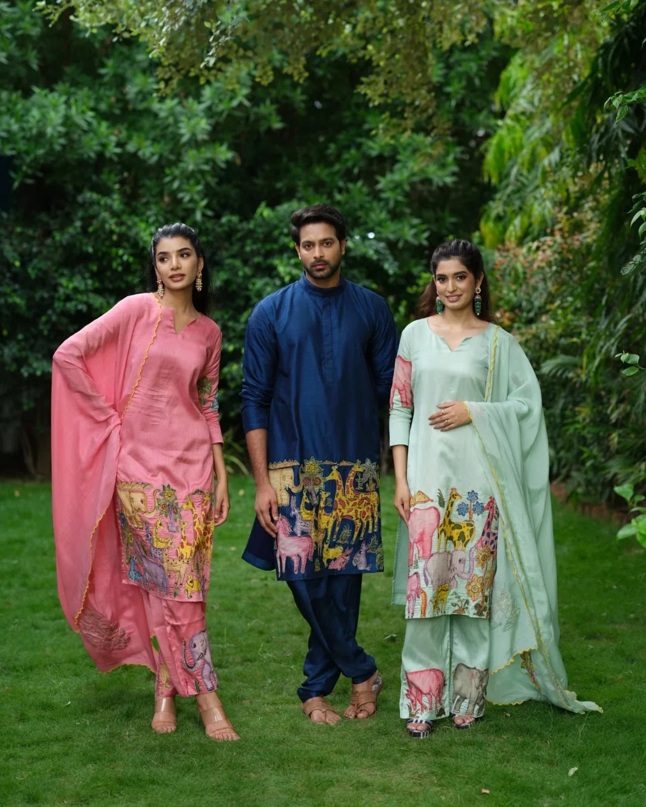 Pastel Green Hand-Painted Animal Motif Kurta Set